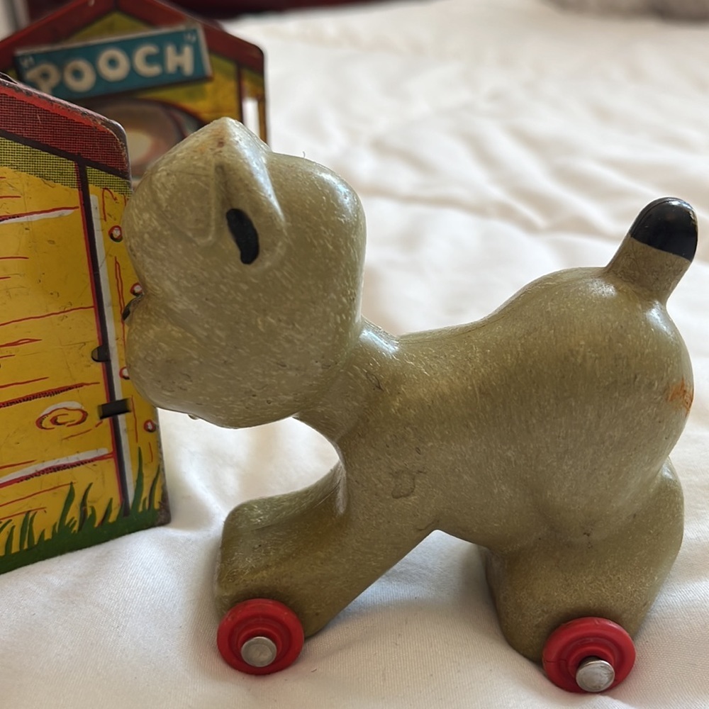 VINTAGE "Pooch" The Pop-Out Pup Toy - Picture 5 of 13